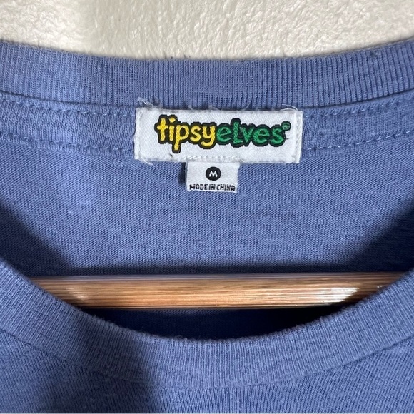 Tipsy Elves What’s Poppin’? Blue Graphic Tee Short Patriotic Fireworks Size Med - Picture 4 of 6